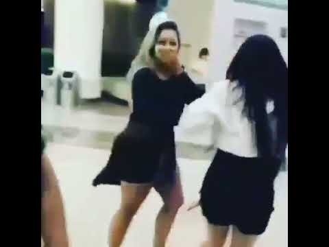 Боз як келини хонара капидан бо марди бегона зино🥀