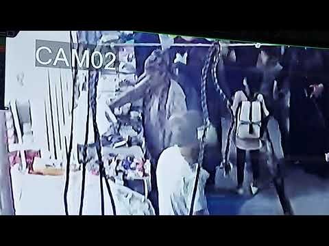 Зани дузд дар бозори кулоб