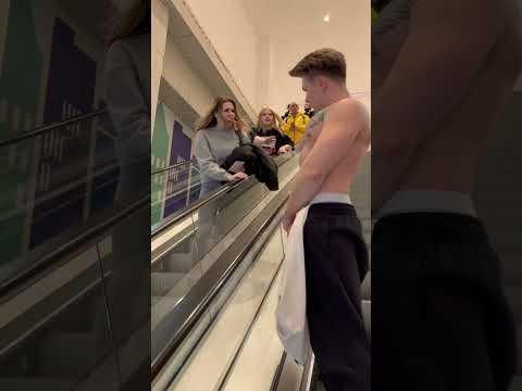 Какая реакция круче❓😎